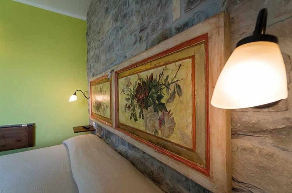 Double Room | Individually decorated, soundproofing, iron/ironing board