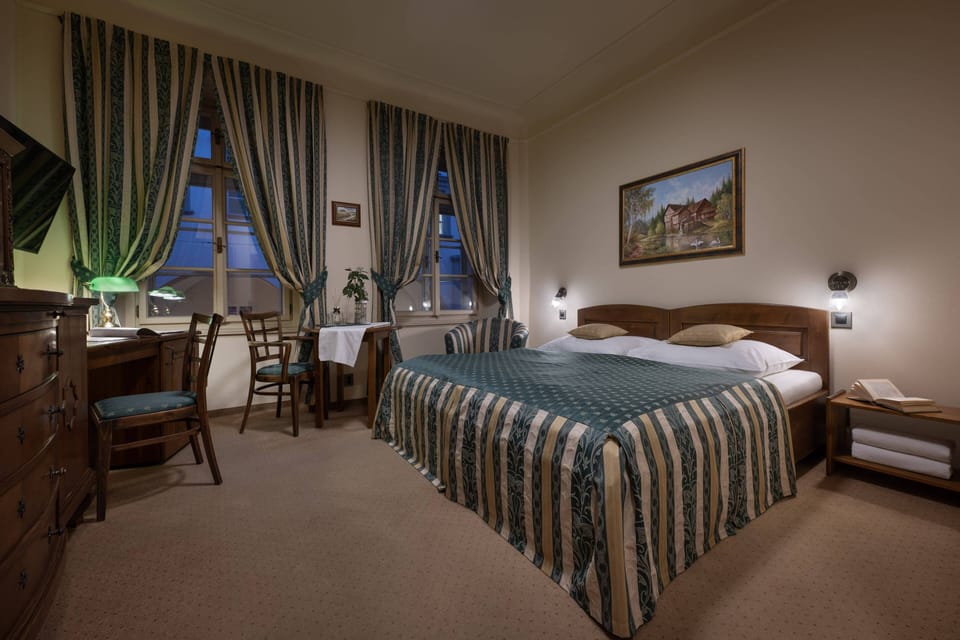 Deluxe Double Room | In-room safe, desk, laptop workspace, blackout drapes