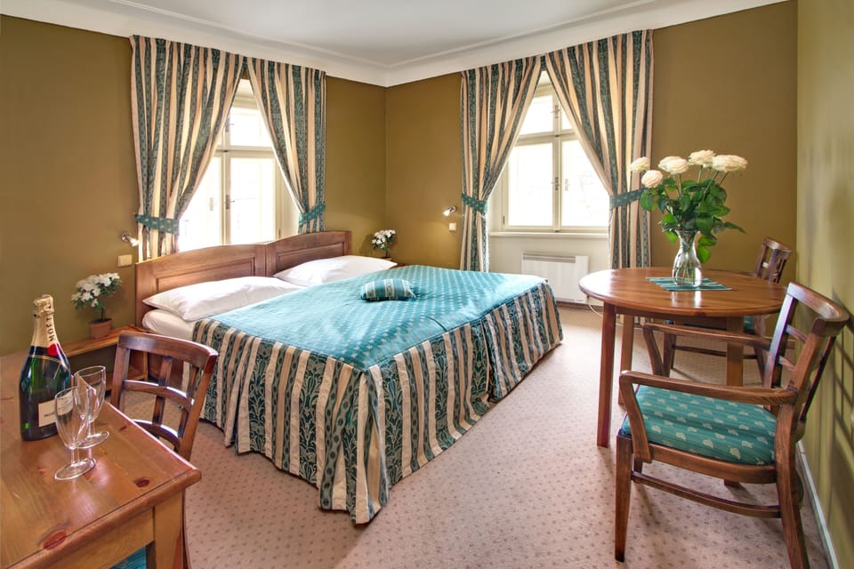 In-room safe, desk, laptop workspace, blackout drapes