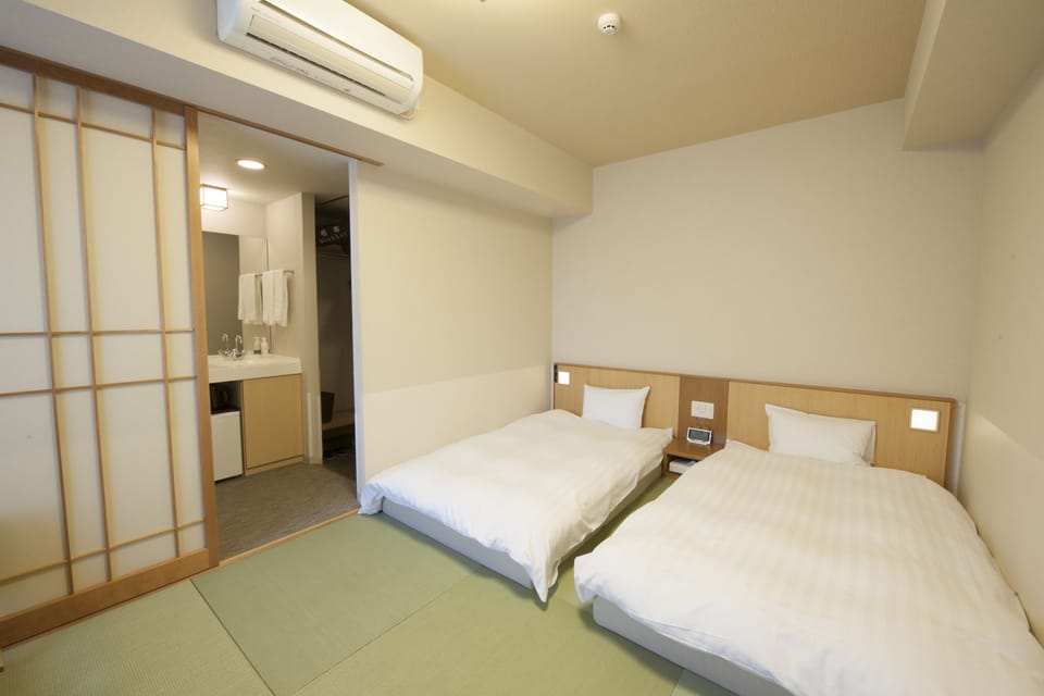Desk, WiFi (free), bed sheets