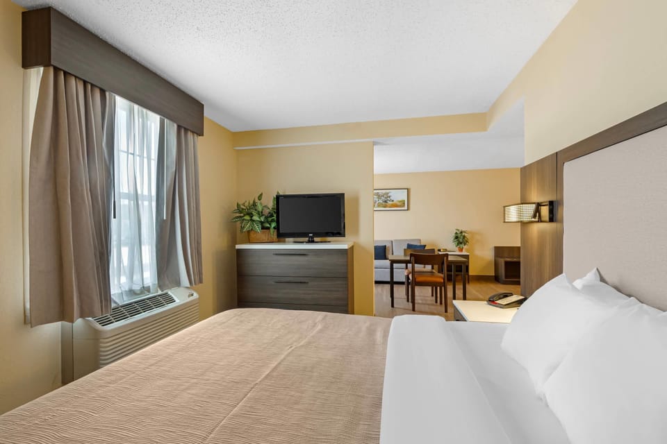 In-room safe, blackout drapes, iron/ironing board, WiFi (free)