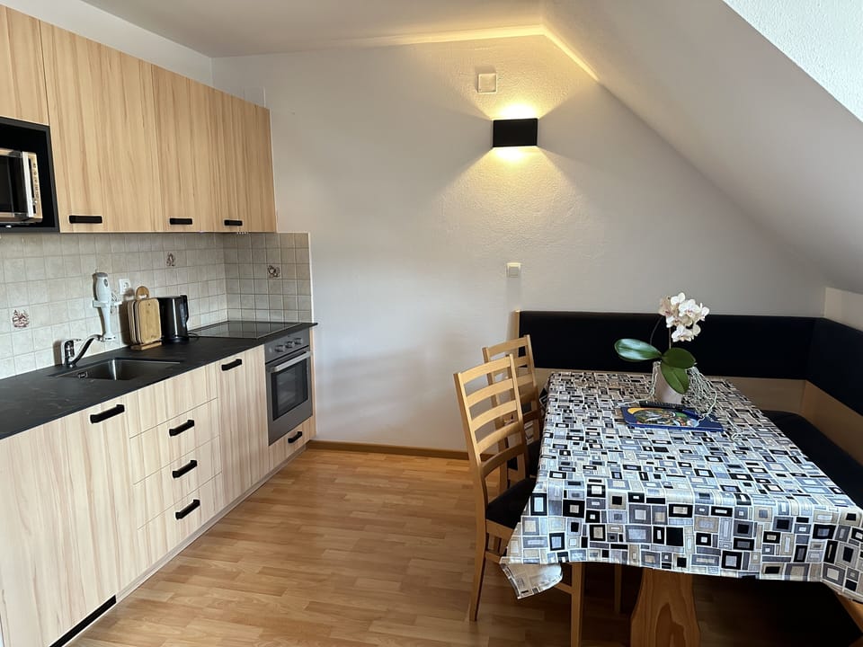 Standard Apartment, 2 Bedrooms, Kitchen | Private kitchen | Fridge