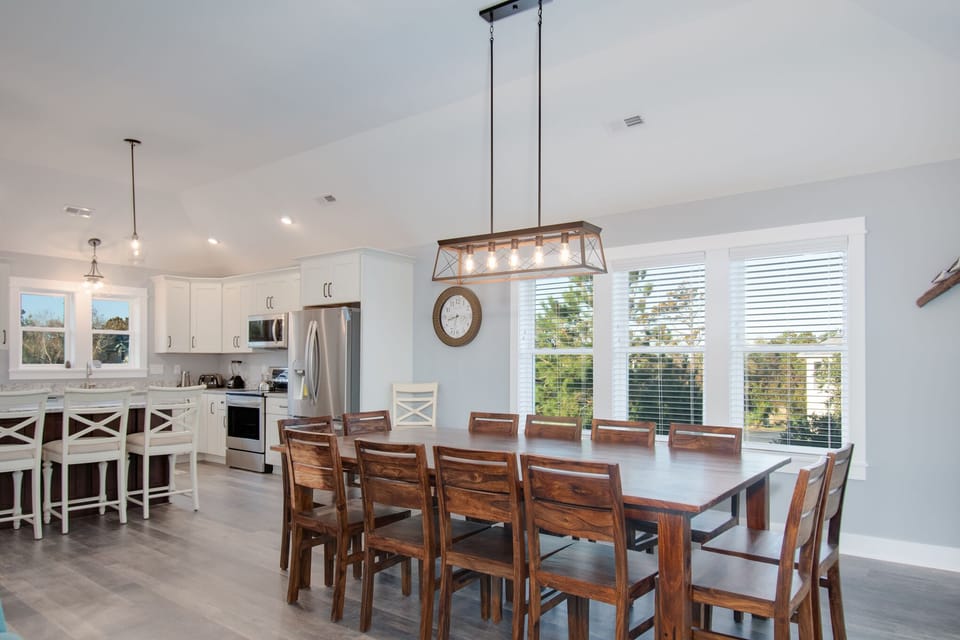 M853: Just Horsin Around l Top Level Dining Area