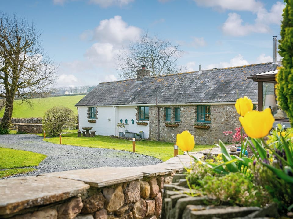 Exterior | Mallard, Tankey Lake Farm- Teal - Tankey Lake Farm, Llangennith, near Swansea