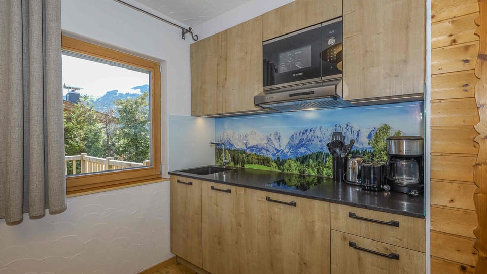 Comfort Cabin , Mountain View | Private kitchen