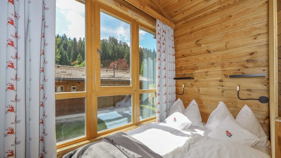 Traditional Villa, Mountain View (140 m2) | Hypo-allergenic bedding, in-room safe, individually decorated