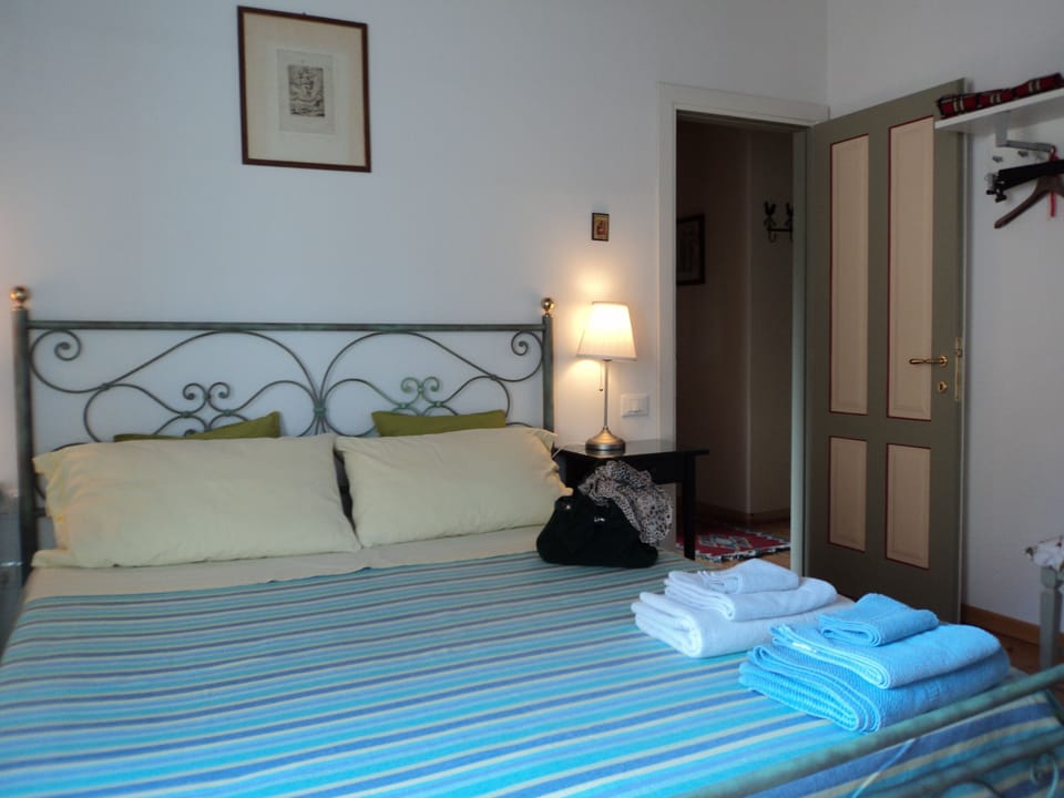 Standard Room, Connecting Rooms | Premium bedding, cribs/infant beds, rollaway beds, free WiFi