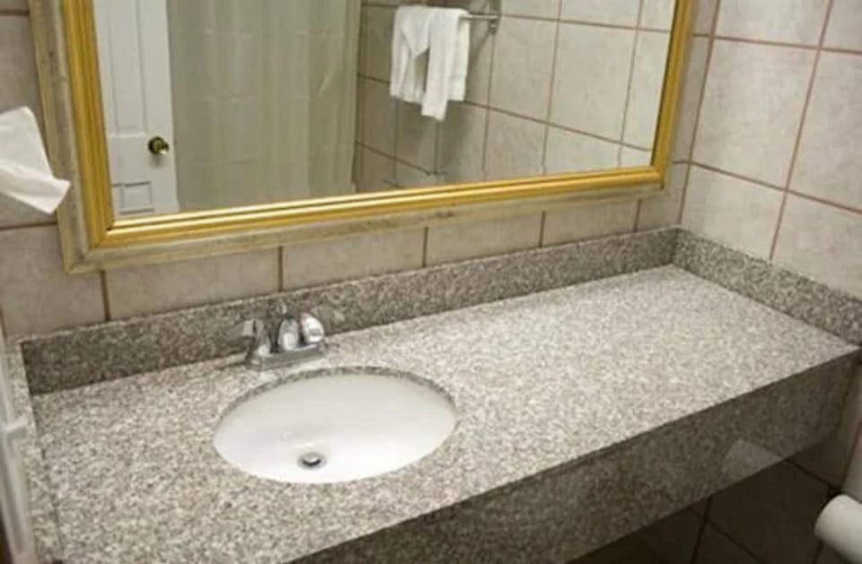 Hair dryer (on request), towels