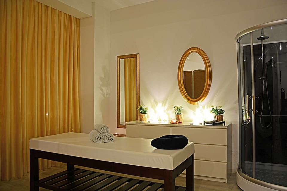 Couples treatment rooms