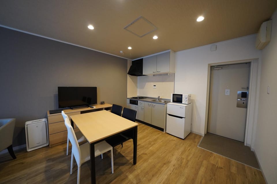 Deluxe Twin Room, Non Smoking (check-in is not available after 11:00) | Private kitchen | Fridge, microwave, electric kettle, freezer