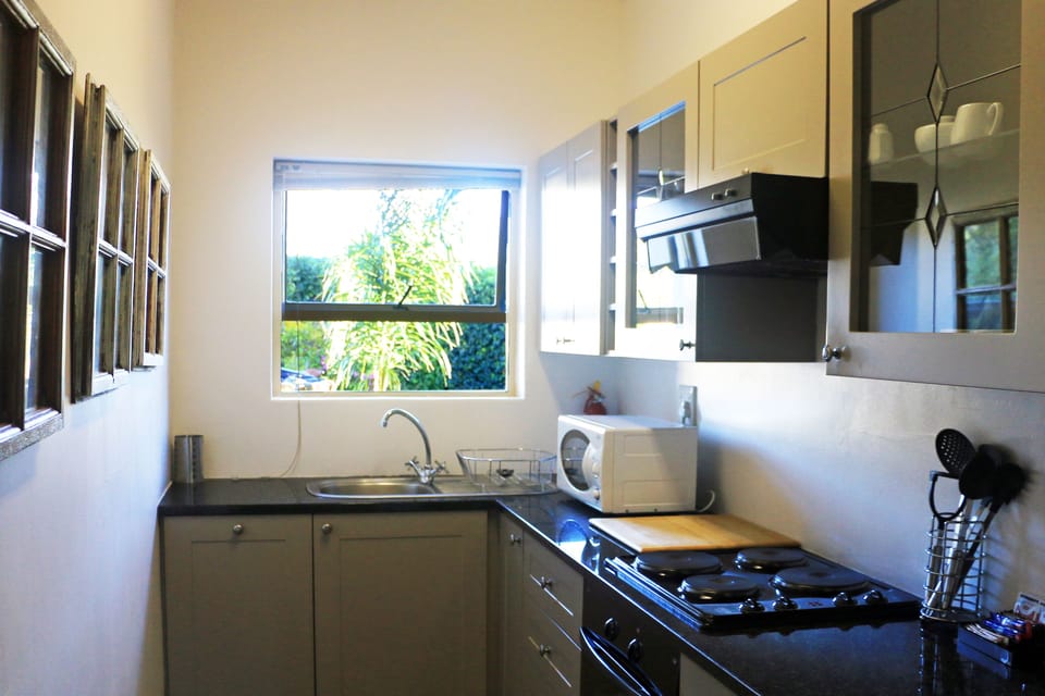 Double Room, 1 Double or 2 Twin Beds, Garden View, Garden Area (Self Catering) | Private kitchen | Fridge, coffee/tea maker