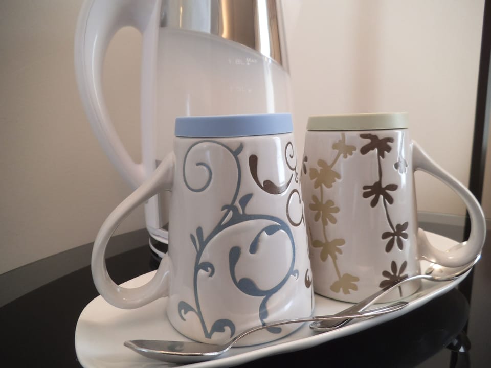 Double Room | In-room dining