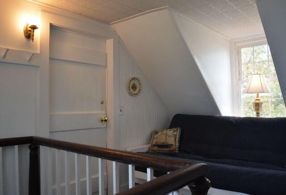 Economy Studio, 1 Bedroom, Ocean View, Tower | Minibar, individually decorated, individually furnished, free WiFi