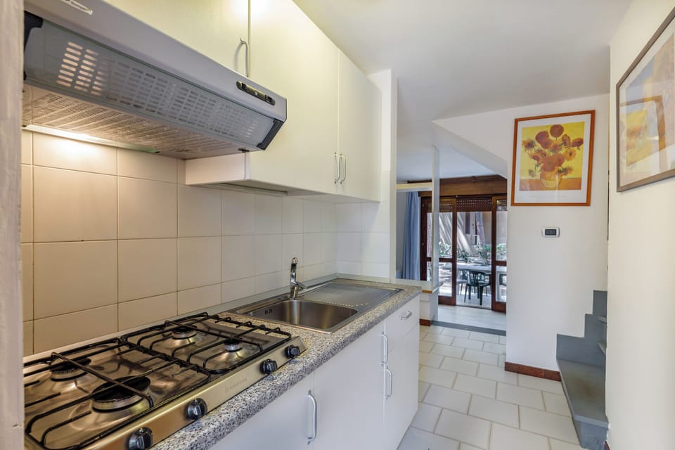 Economy Apartment (for four people) | Private kitchen | Highchair