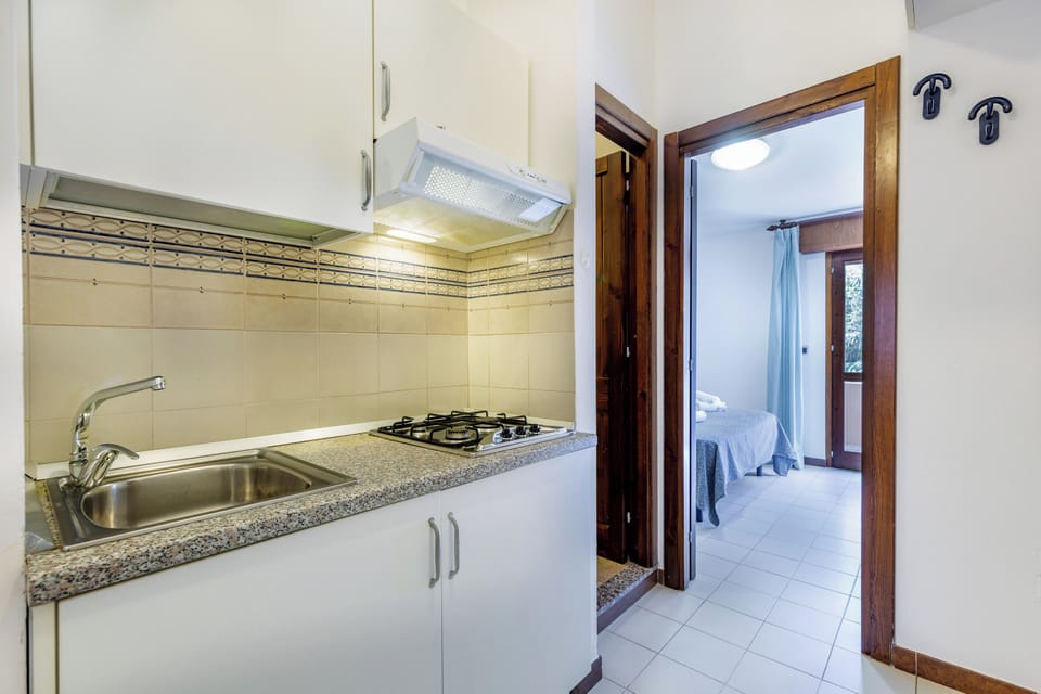 Economy Apartment (for three people) | Private kitchen | Highchair