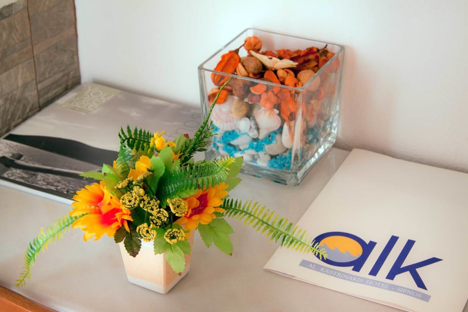 Comfort Room, Valley View | Room amenity