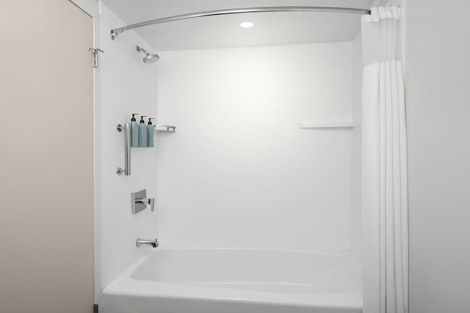 Courtyard by Marriott Chesapeake Hotel in Chesapeake