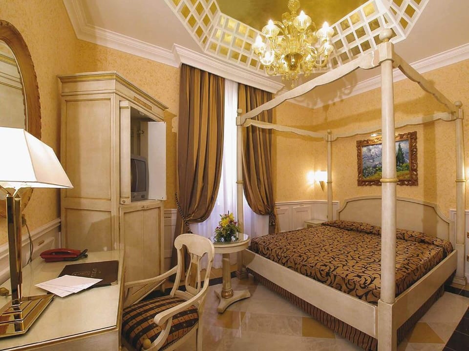 Double or Twin Room | Premium bedding, minibar, in-room safe, desk