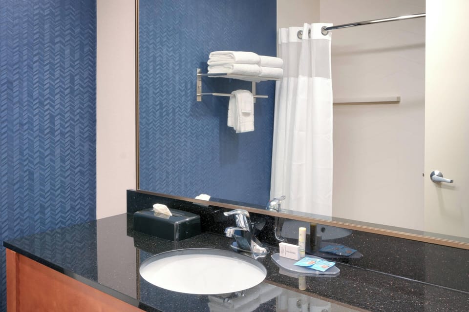 Fairfield Inn & Suites by Marriott Seattle Bellevue/Redmond Hotel in Redmond