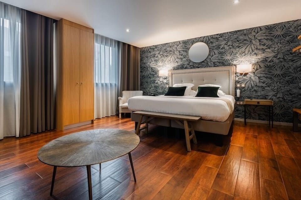 Family Suite | Premium bedding, individually decorated, individually furnished, desk
