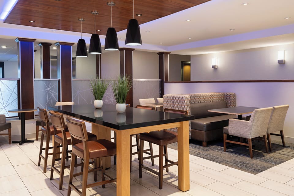 Free buffet breakfast