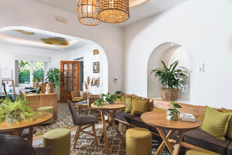 Semiramis Hotel Hotel in Milos