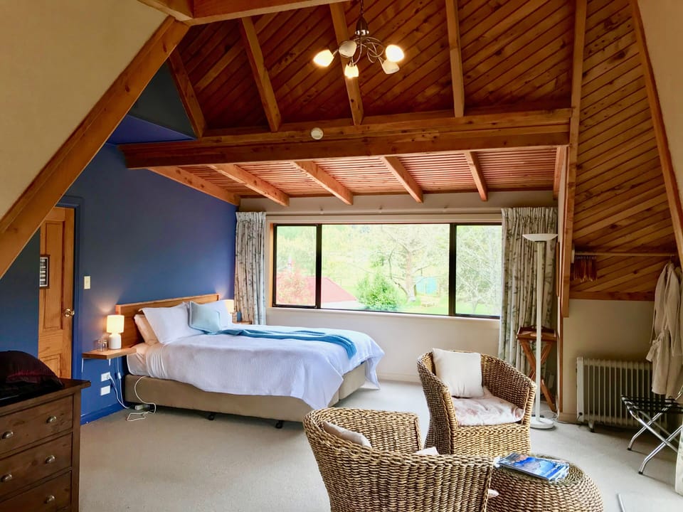 Standard Suite, 1 Bedroom, Non Smoking (RIVERSIDE) | 1 bedroom, down comforters, iron/ironing board (on request), bed sheets