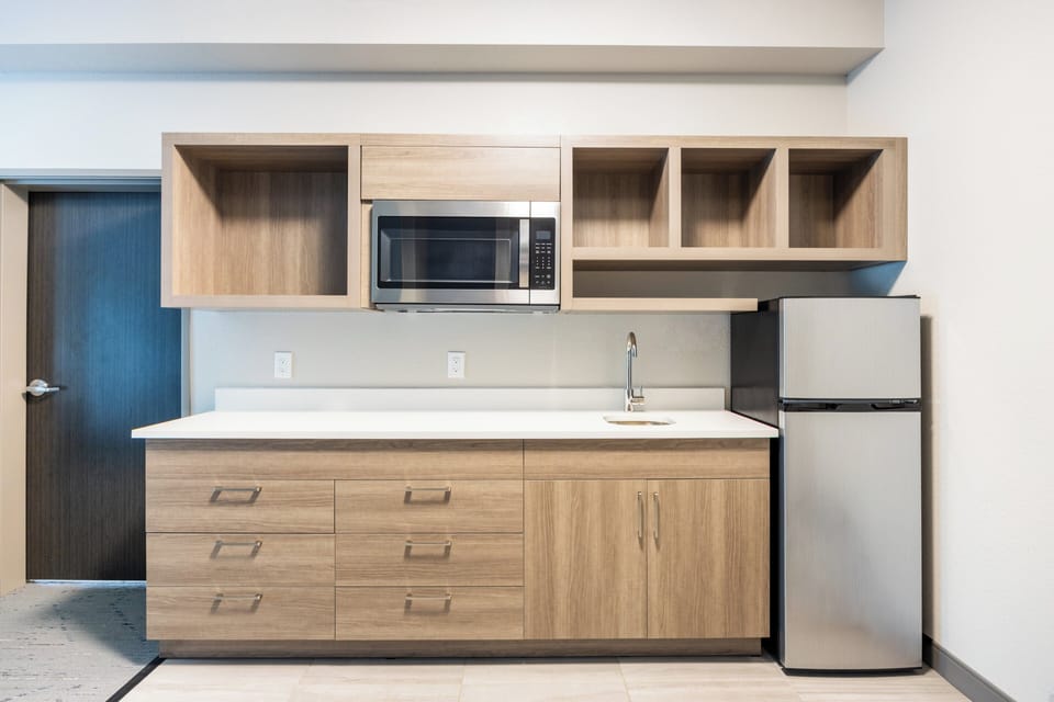 Suite, 1 Bedroom | Private kitchenette | Fridge, microwave, coffee/tea maker