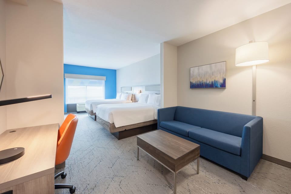 Pillowtop beds, in-room safe, desk, laptop workspace