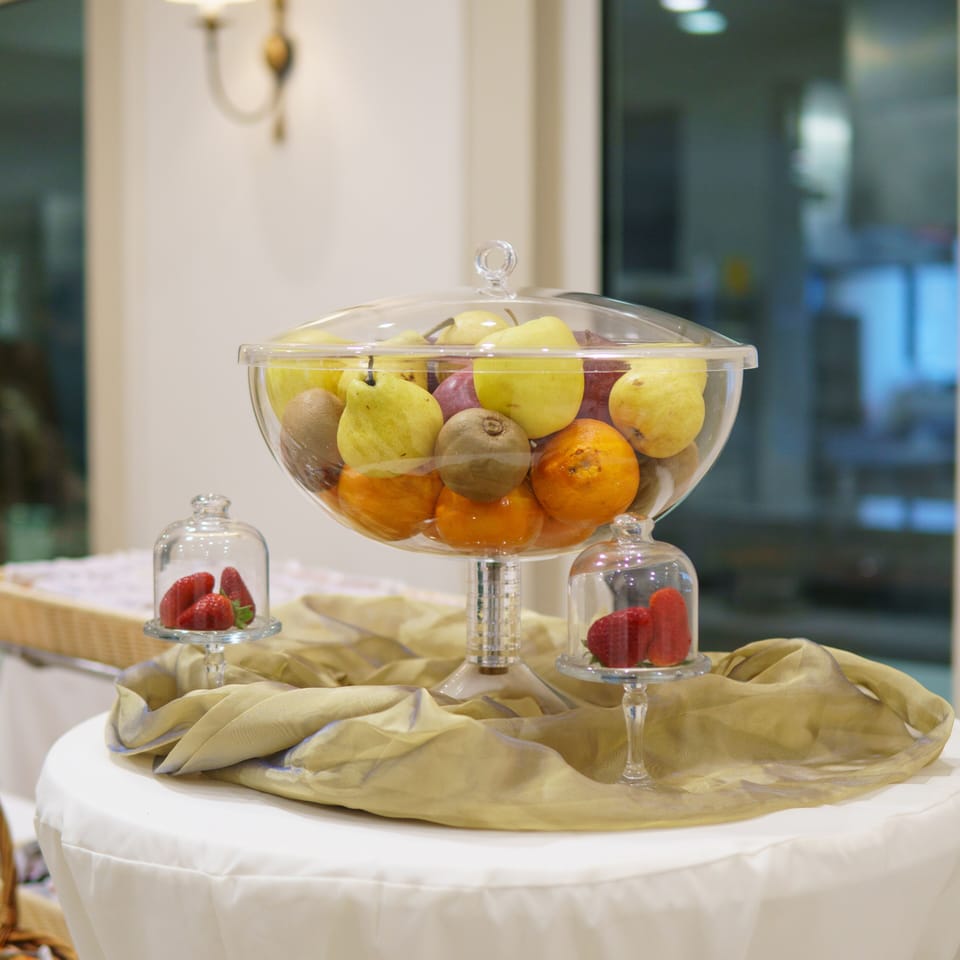 Free buffet breakfast