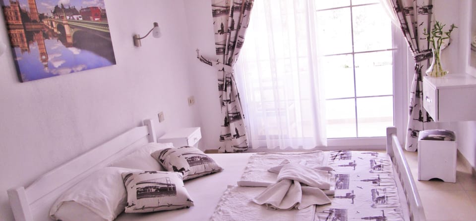Pillowtop beds, in-room safe, cribs/infant beds, free WiFi