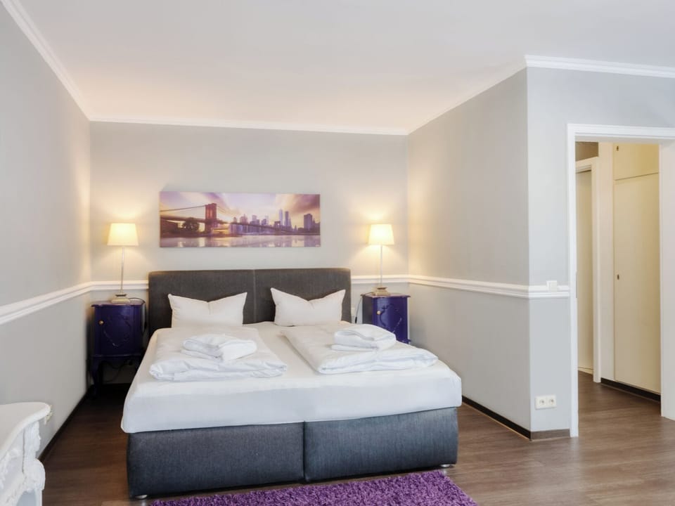 Triple Room | Hypo-allergenic bedding, down comforters, minibar, in-room safe
