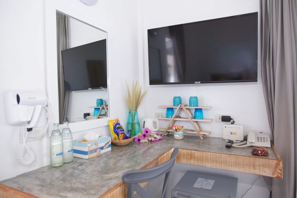 Cottage, Beachfront | Room amenity