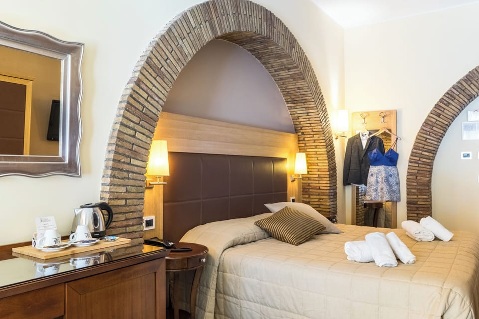 Classic Double or Twin Room | Premium bedding, pillowtop beds, minibar, in-room safe