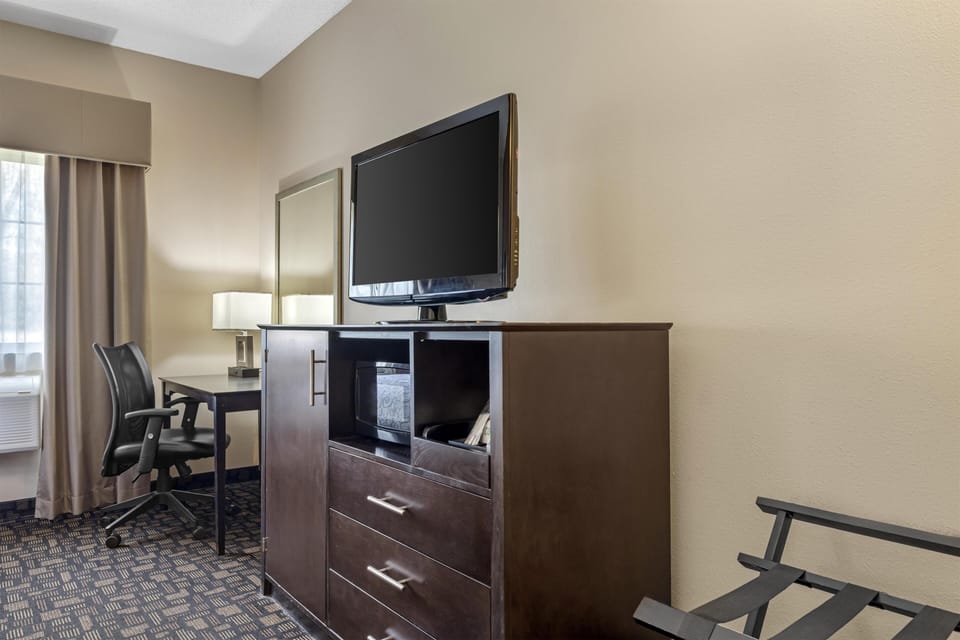 Standard Room, 2 Queen Beds, Non Smoking, Refrigerator & Microwave | Desk, blackout drapes, iron/ironing board, rollaway beds (surcharge)
