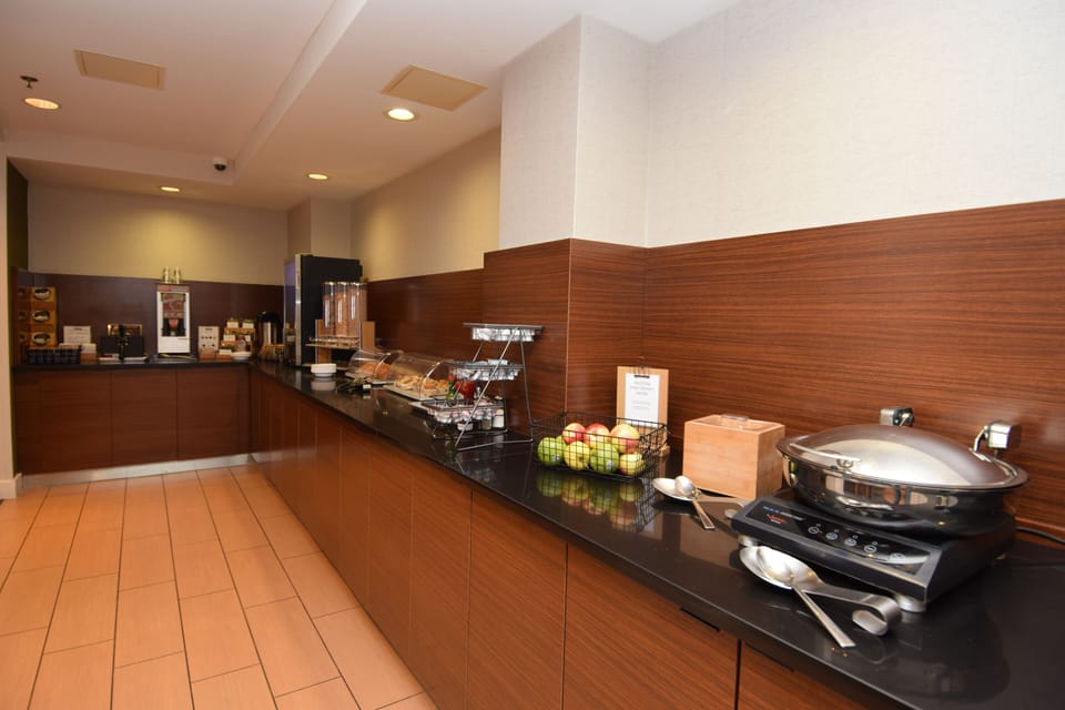 Free daily full breakfast