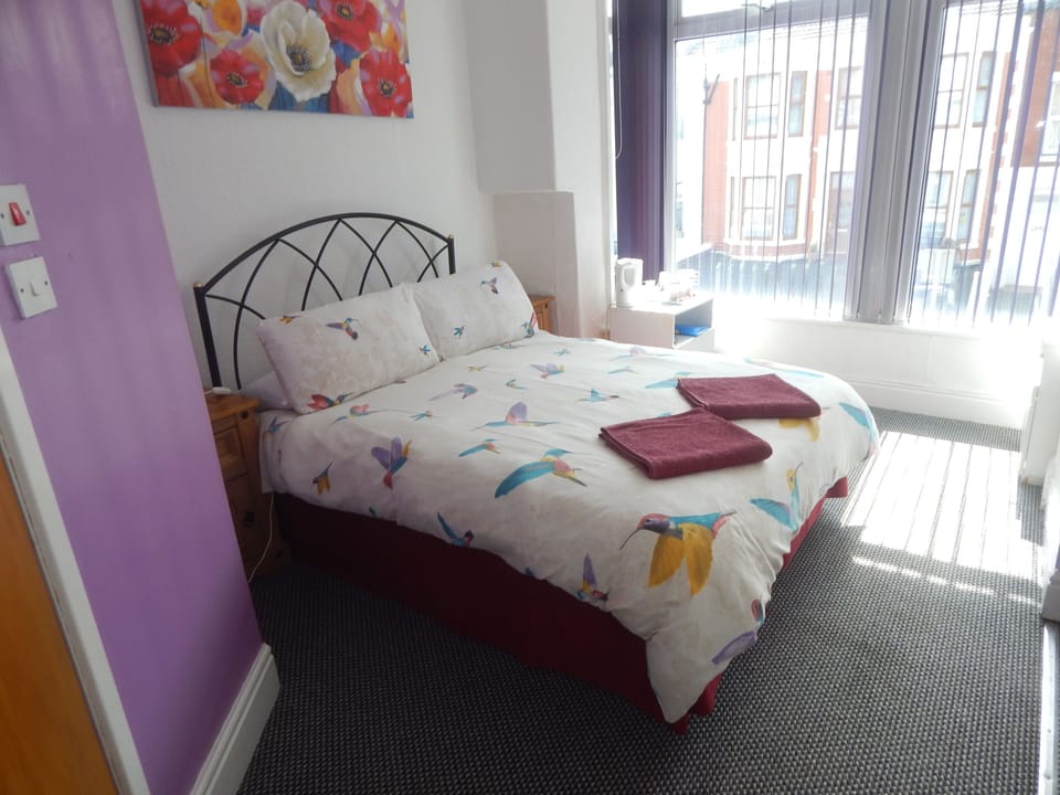 In-room safe, free WiFi, bed sheets