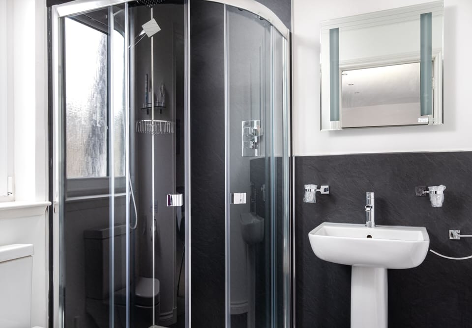 Superior Double Room, Ensuite | Bathroom
