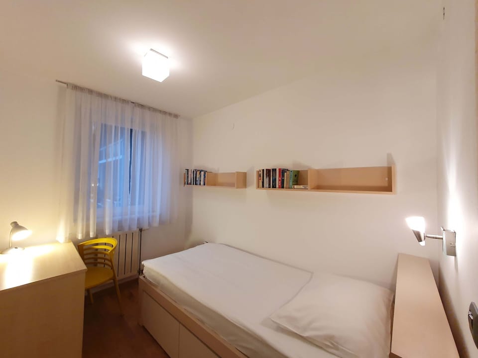 Second bedroom with single bed 90 x 200 