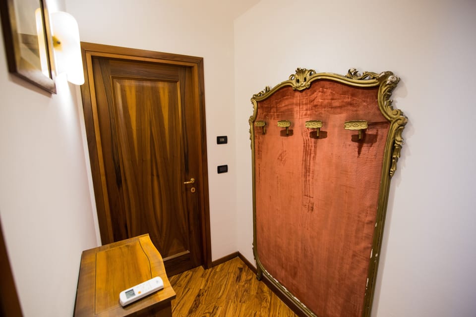 Standard Double Room, 1 Queen Bed, Private Bathroom, Garden View | Room amenity