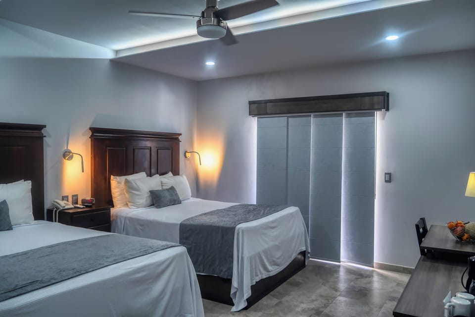 Ocean view room | 7 bedrooms, desk, laptop workspace, blackout drapes