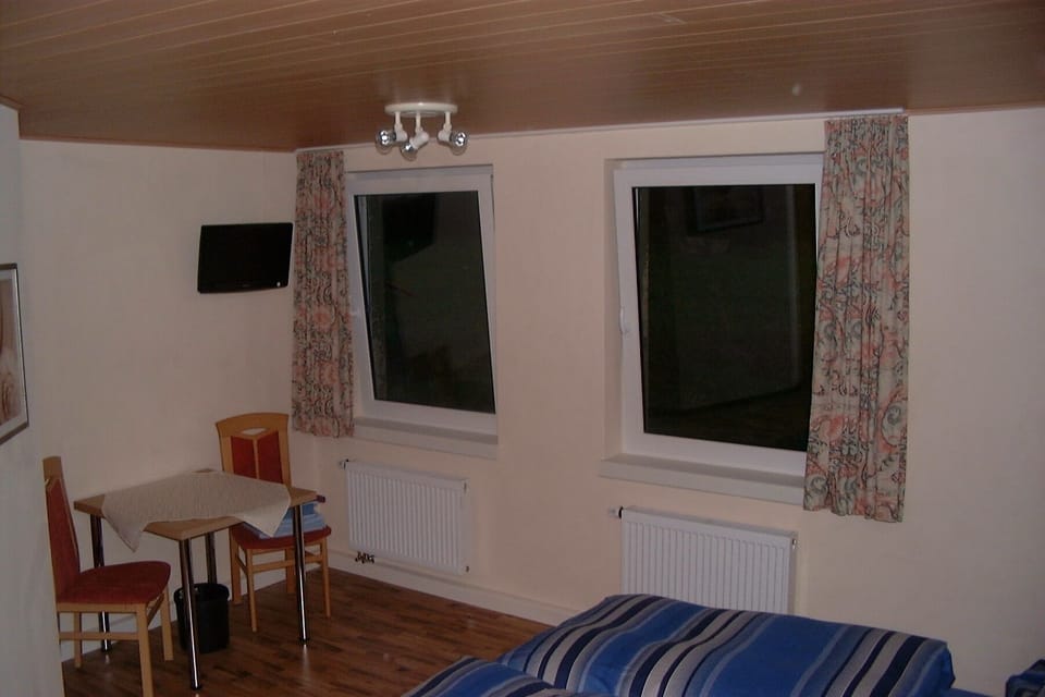 Basic Double Room | Room amenity