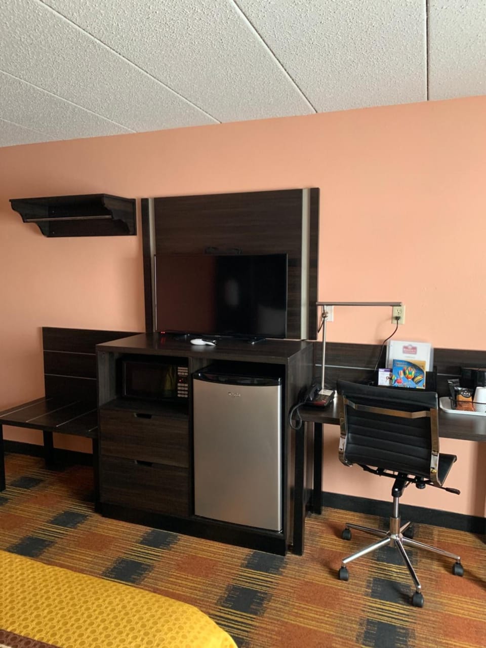 Blackout drapes, iron/ironing board, free WiFi, bed sheets