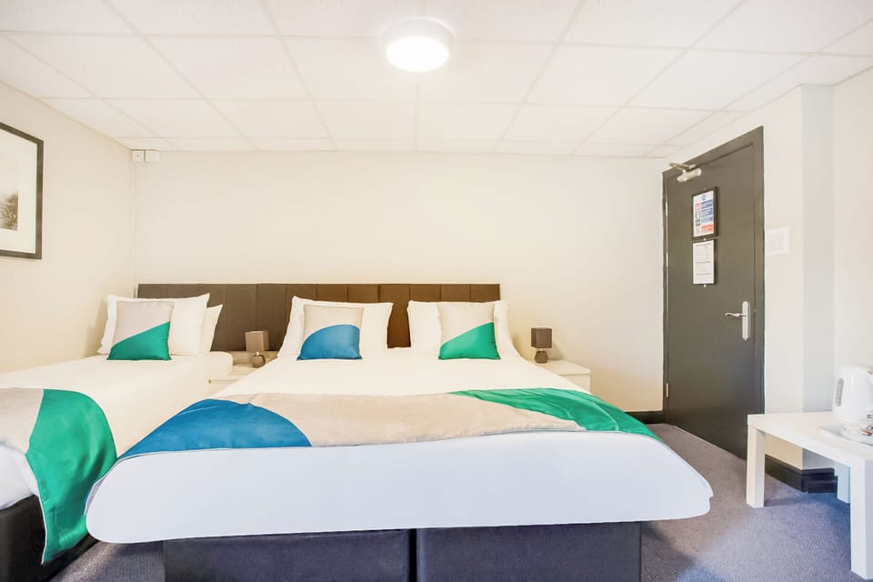 Standard Quadruple Room | WiFi (free)