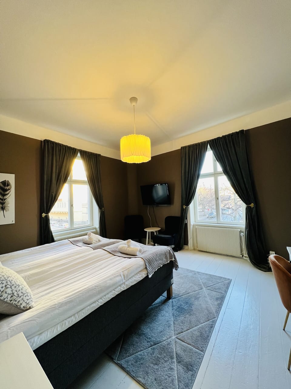 Superior Twin Room | Premium bedding, down comforters, pillowtop beds, blackout drapes