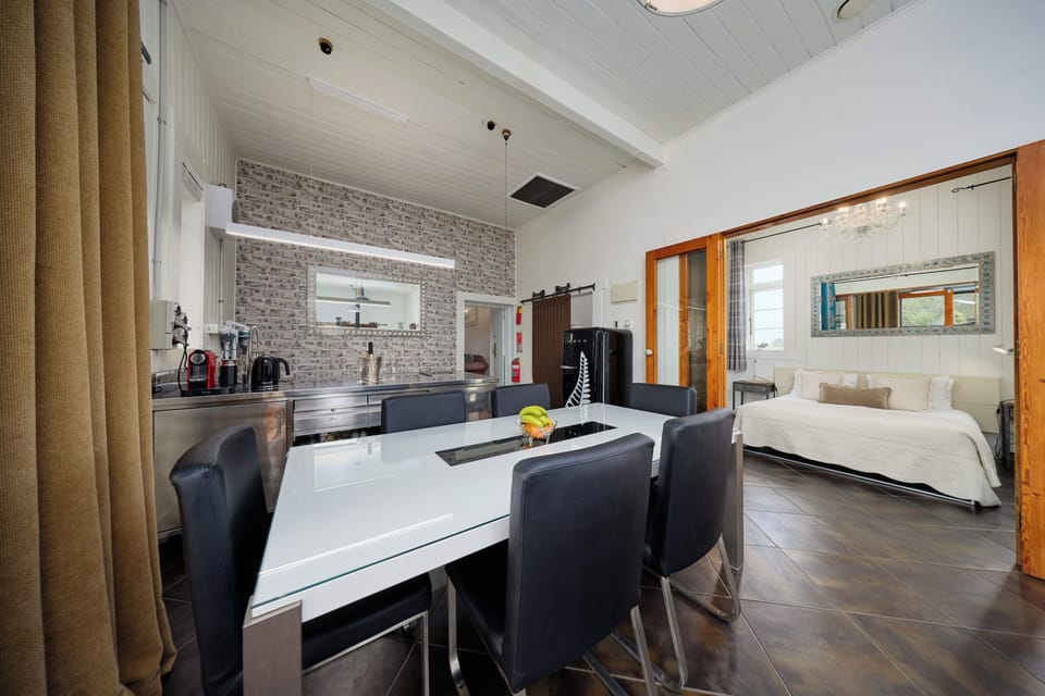 Cottage, 3 Bedrooms | 3 bedrooms, Egyptian cotton sheets, premium bedding, down comforters