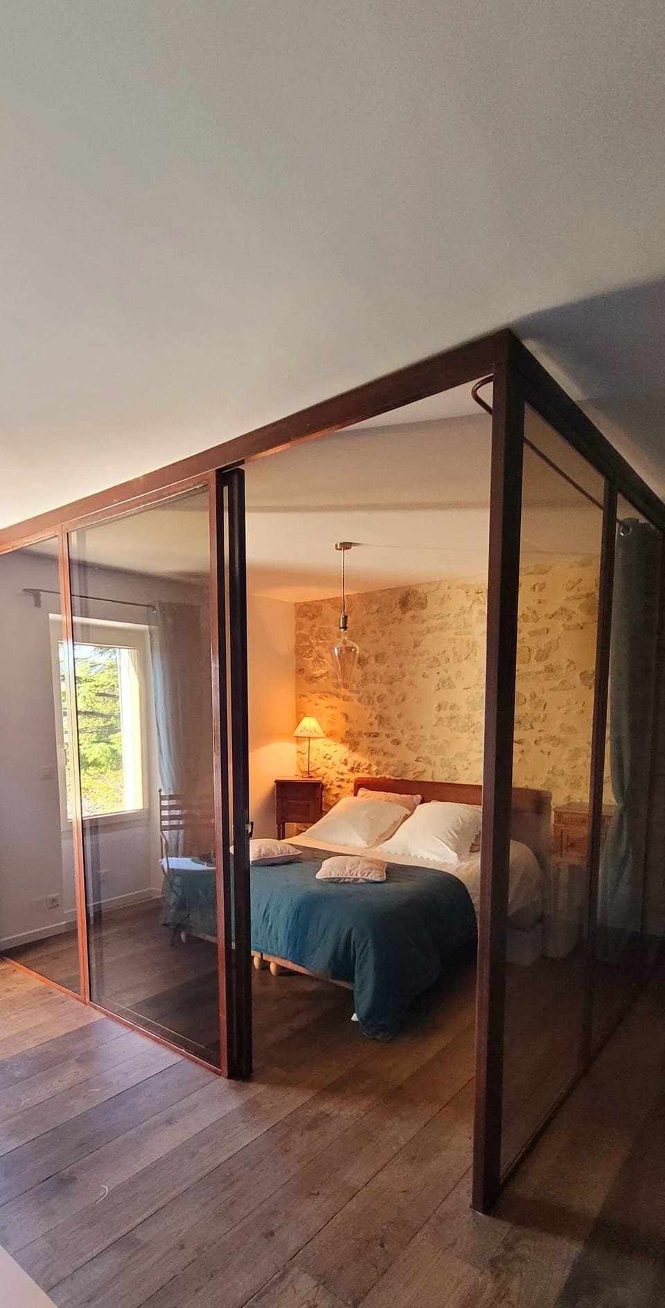 Design Loft, 1 Queen Bed with Sofa bed, Kitchen, Pool View | Individually decorated, individually furnished, soundproofing, free WiFi