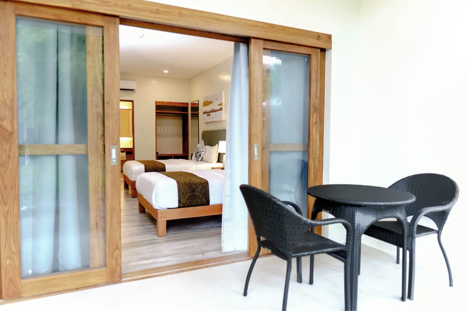 Lagoon Premier | Terrace/patio