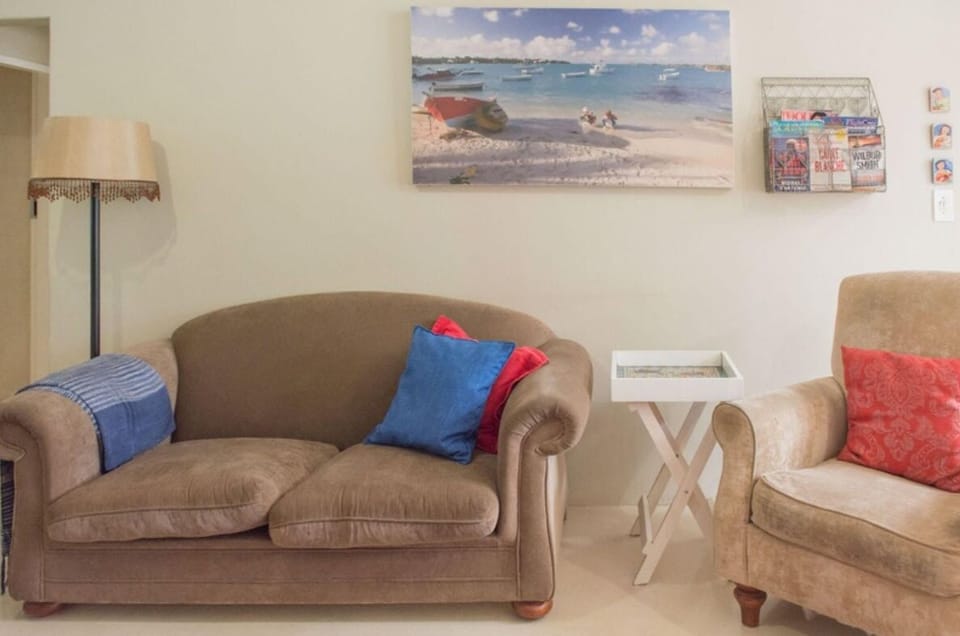 Gratia 2 Flatlet | Living room
