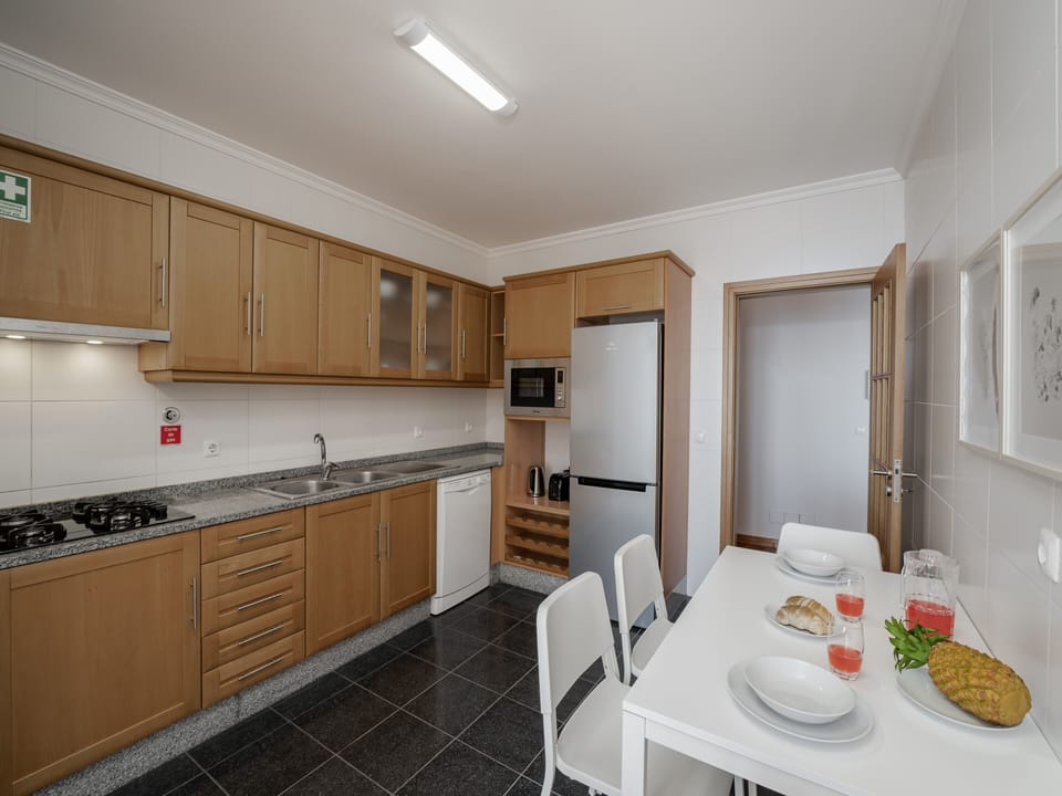 Full equipped kitchen.